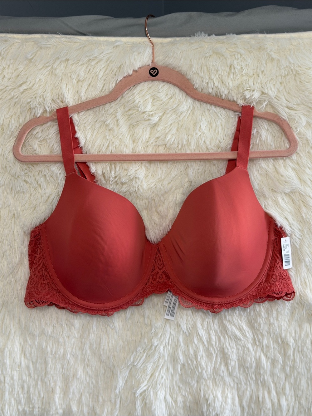 Reitmans R Line Womens Alessia Full Coverage Bra Size 42C Coral Lace Details NWT